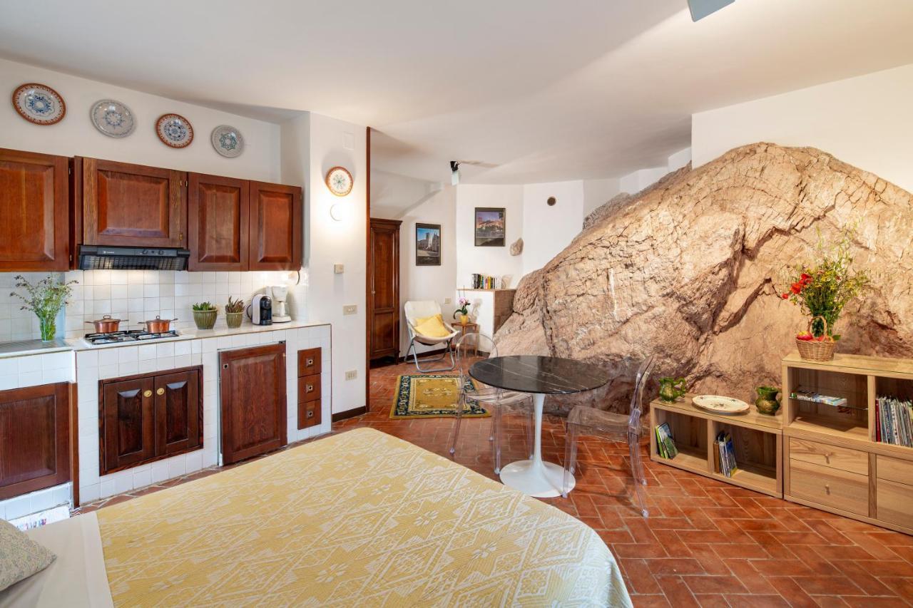 רסיליה Residence Menotre מראה חיצוני תמונה